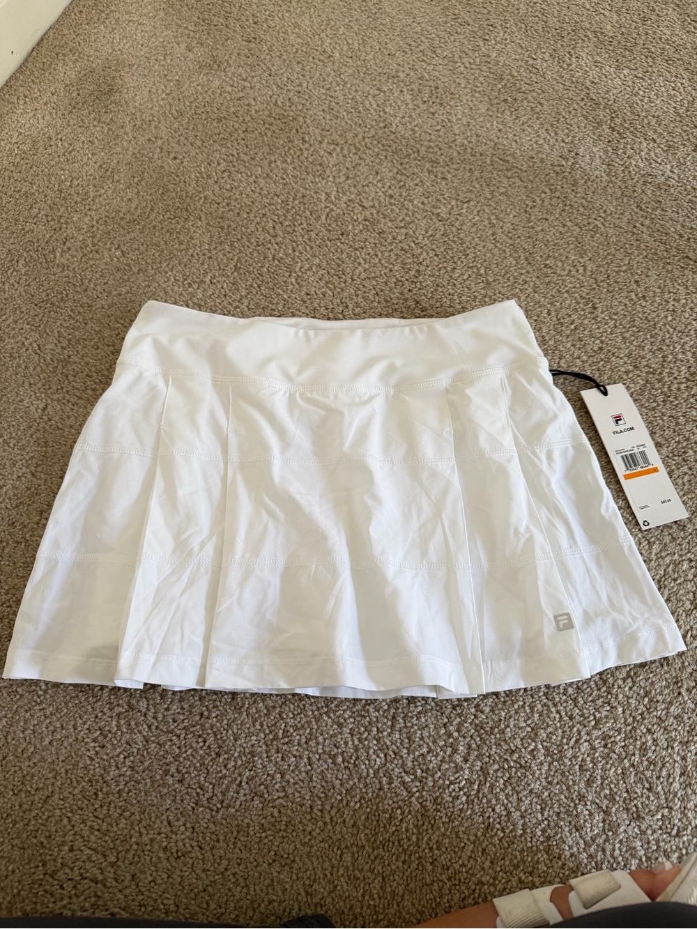 Fila White Pleated Athletic Skirt with shorts underneath Women’s Small